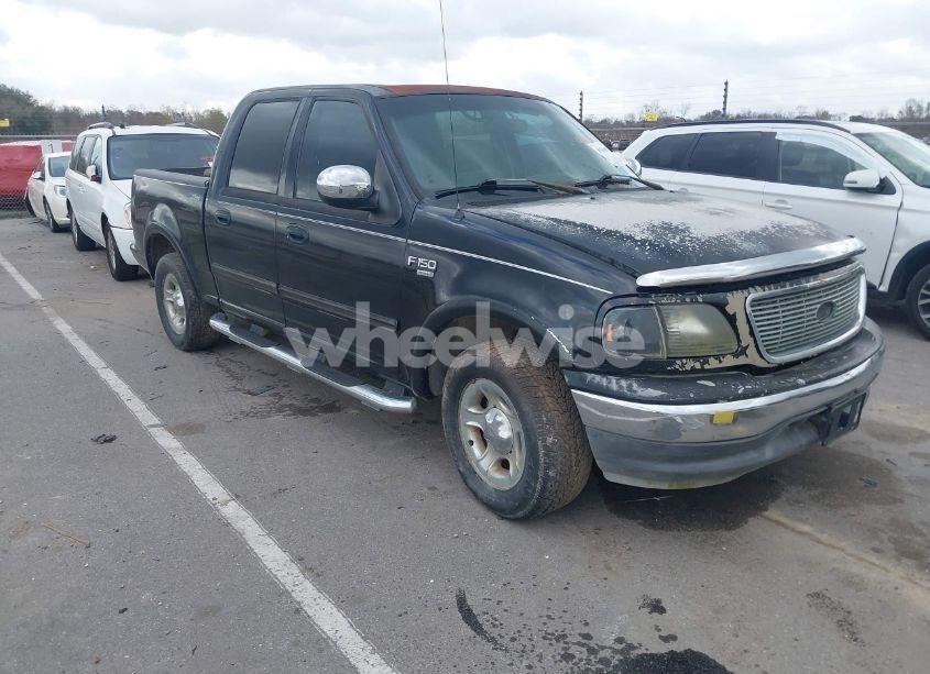 2003 Ford F-150 LARIAT/XLT (VIN 1FTRW07683KC11410) main photo