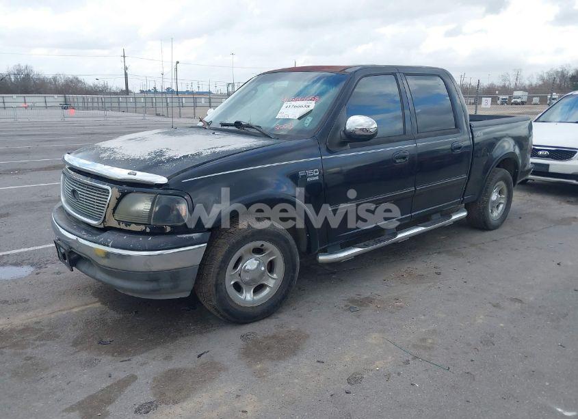 Photo 2 of 2003 Ford F-150 LARIAT/XLT (VIN 1FTRW07683KC11410)