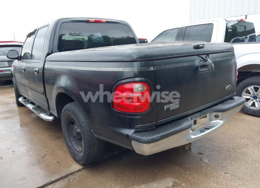 Photo 3 of 2003 Ford F-150 LARIAT/XLT (VIN 1FTRW07683KC30930)