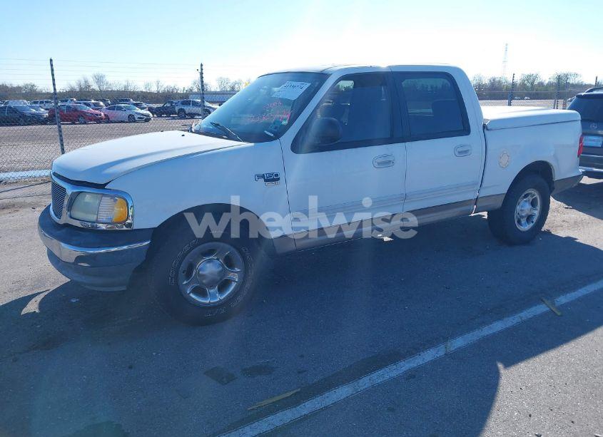 Photo 2 of 2003 Ford F-150 LARIAT/XLT (VIN 1FTRW07683KC50126)