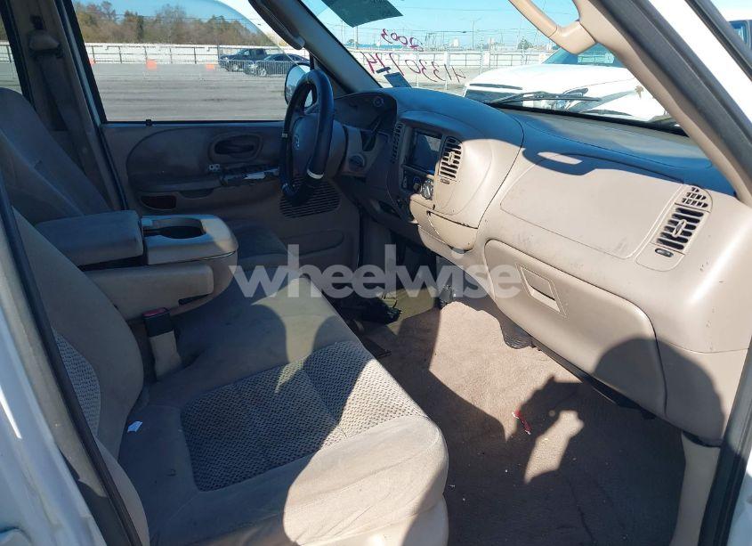 Photo 5 of 2003 Ford F-150 LARIAT/XLT (VIN 1FTRW07683KC50126)