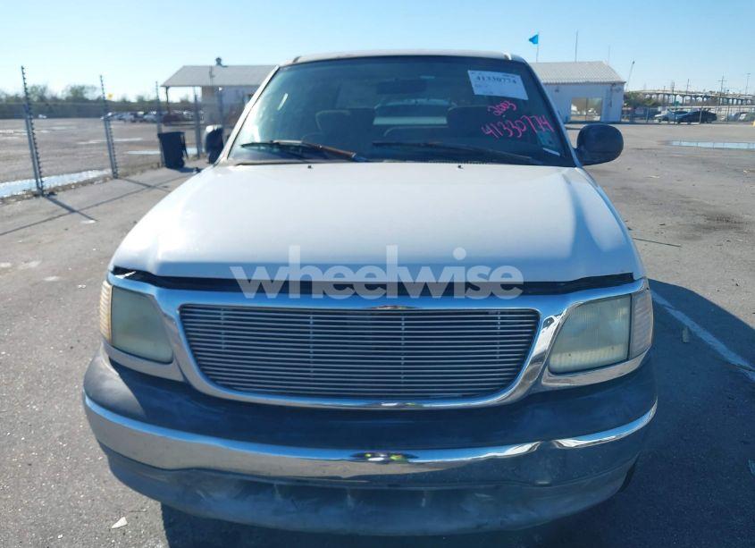 Photo 6 of 2003 Ford F-150 LARIAT/XLT (VIN 1FTRW07683KC50126)