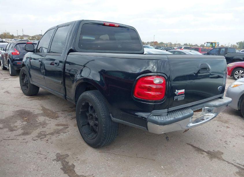 Photo 3 of 2003 Ford F-150 LARIAT/XLT (VIN 1FTRW07683KD51246)
