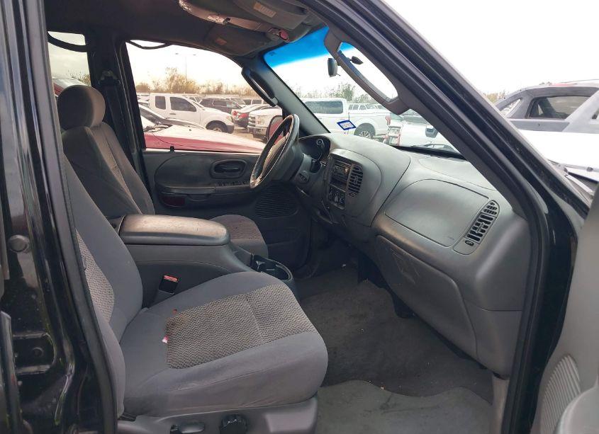 Photo 5 of 2003 Ford F-150 LARIAT/XLT (VIN 1FTRW07683KD51246)