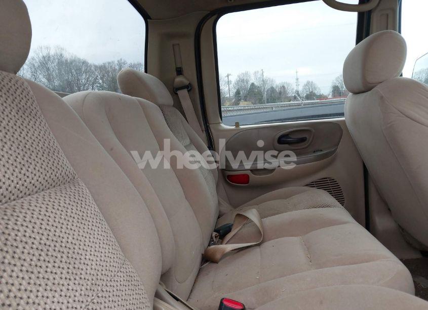 Photo 8 of 2002 Ford F-150 LARIAT/XLT (VIN 1FTRW076X2KE39553)