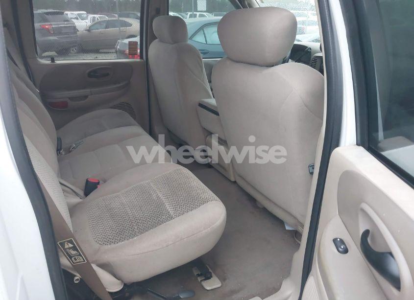 Photo 8 of 2003 Ford F-150 LARIAT/XLT (VIN 1FTRW076X3KB70682)