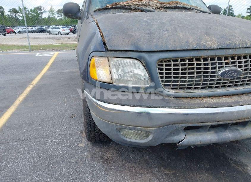 Photo 12 of 2003 Ford F-150 LARIAT/XLT (VIN 1FTRW076X3KC61967)