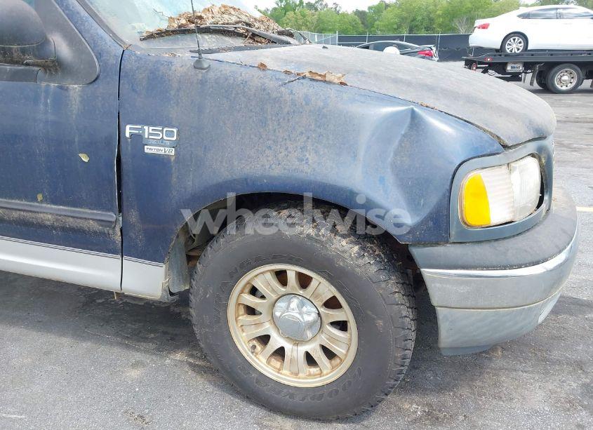 Photo 13 of 2003 Ford F-150 LARIAT/XLT (VIN 1FTRW076X3KC61967)