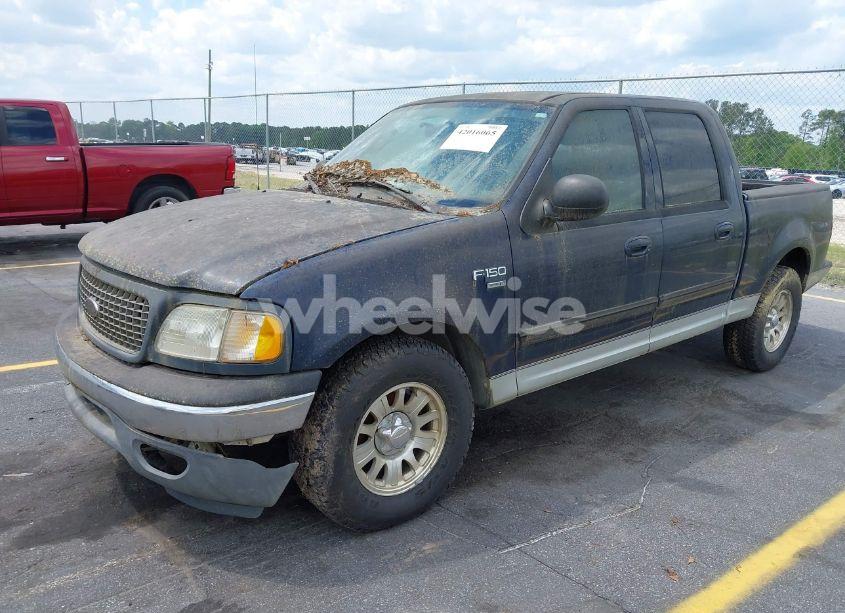 Photo 2 of 2003 Ford F-150 LARIAT/XLT (VIN 1FTRW076X3KC61967)