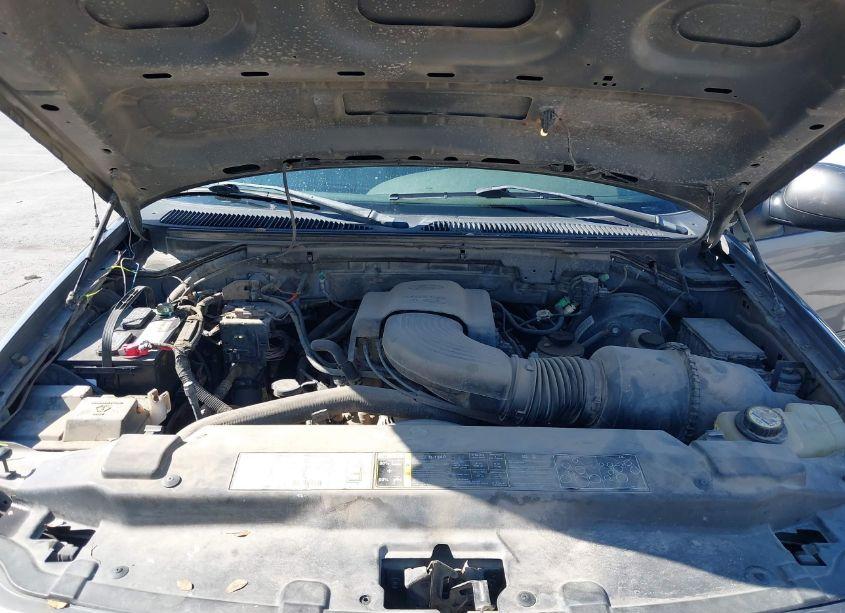 Photo 10 of 2003 Ford F-150 LARIAT/XLT (VIN 1FTRW076X3KD01948)