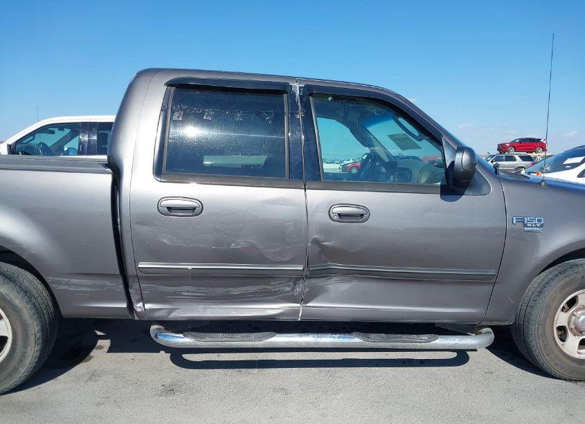 Photo 13 of 2003 Ford F-150 LARIAT/XLT (VIN 1FTRW076X3KD01948)