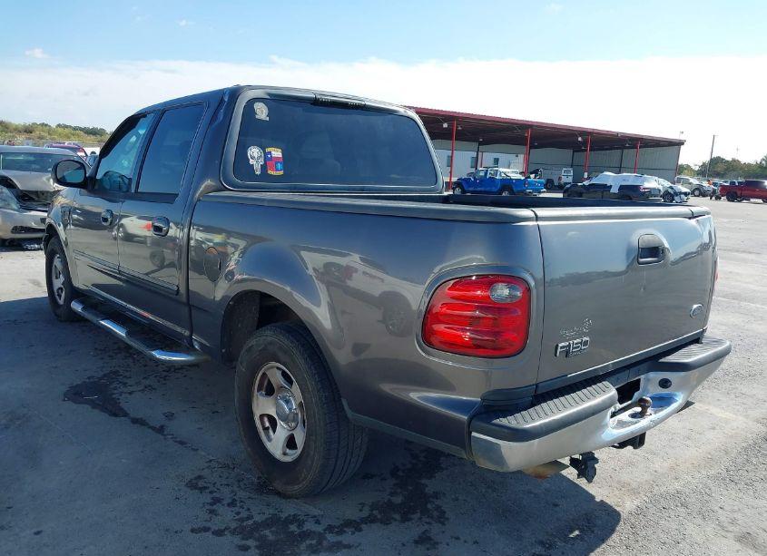 Photo 3 of 2003 Ford F-150 LARIAT/XLT (VIN 1FTRW076X3KD01948)