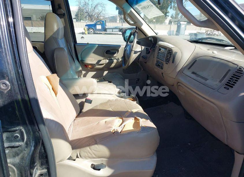 Photo 5 of 2001 Ford F-150 HARLEY-DAVIDSON EDITION/KING RANCH EDITION/LARIAT/XLT (VIN 1FTRW07L01KE87910)