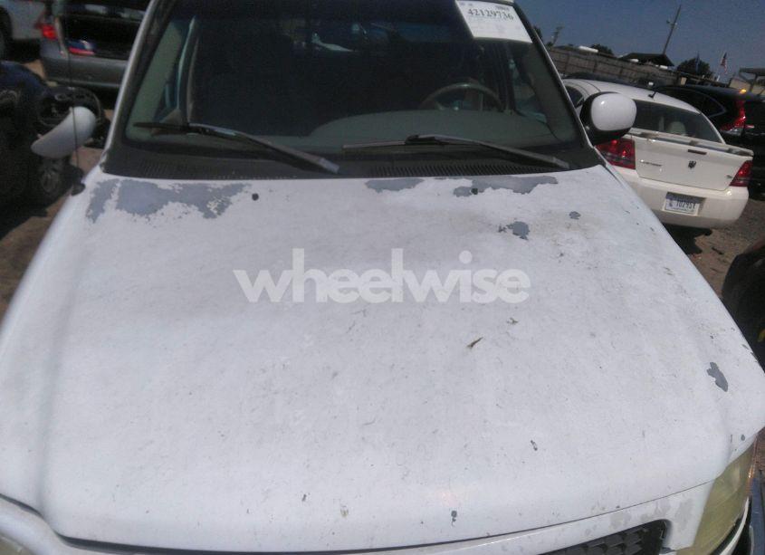 Photo 10 of 2002 Ford F-150 LARIAT/XLT (VIN 1FTRW07L02KB72042)