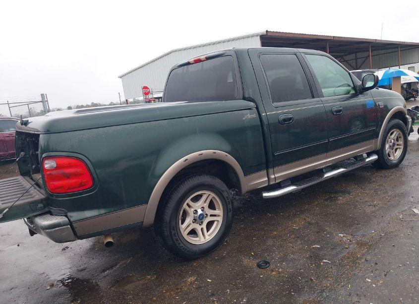 Photo 4 of 2002 Ford F-150 LARIAT/XLT (VIN 1FTRW07L02KE17874)