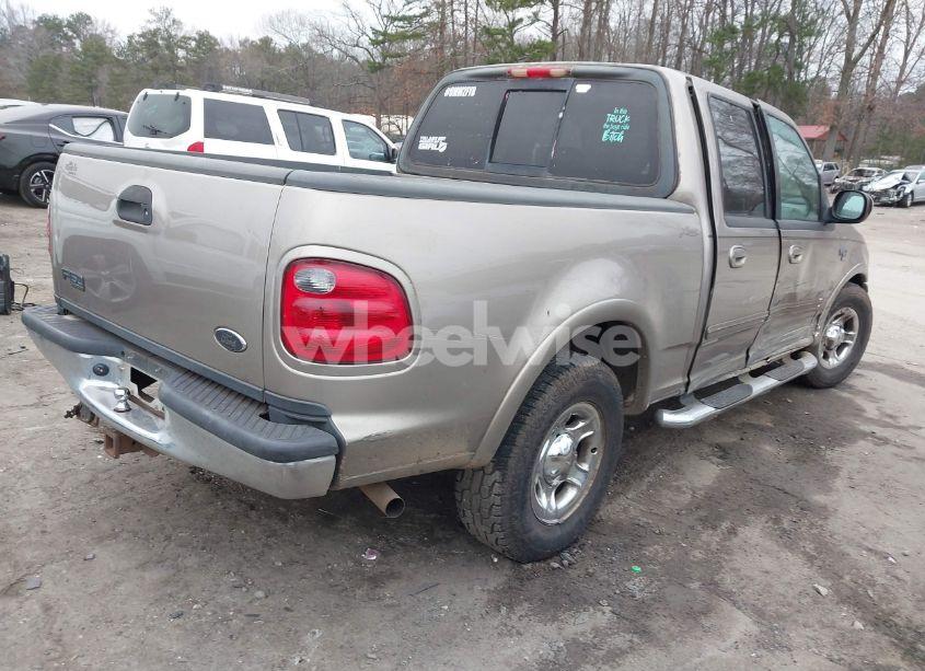 Photo 4 of 2003 Ford F-150 LARIAT/XLT (VIN 1FTRW07L03KD52221)