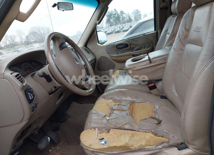 Photo 5 of 2003 Ford F-150 LARIAT/XLT (VIN 1FTRW07L03KD52221)