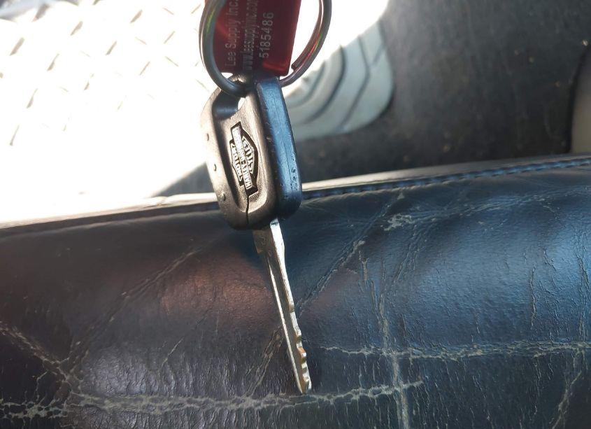 Photo 11 of 2001 Ford F-150 HARLEY-DAVIDSON EDITION/KING RANCH EDITION/LARIAT/XLT (VIN 1FTRW07L11KA81277)