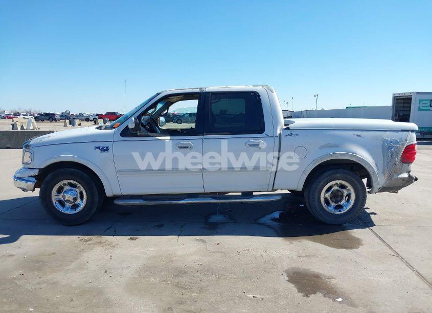 Photo 14 of 2001 Ford F-150 HARLEY-DAVIDSON EDITION/KING RANCH EDITION/LARIAT/XLT (VIN 1FTRW07L11KC52299)