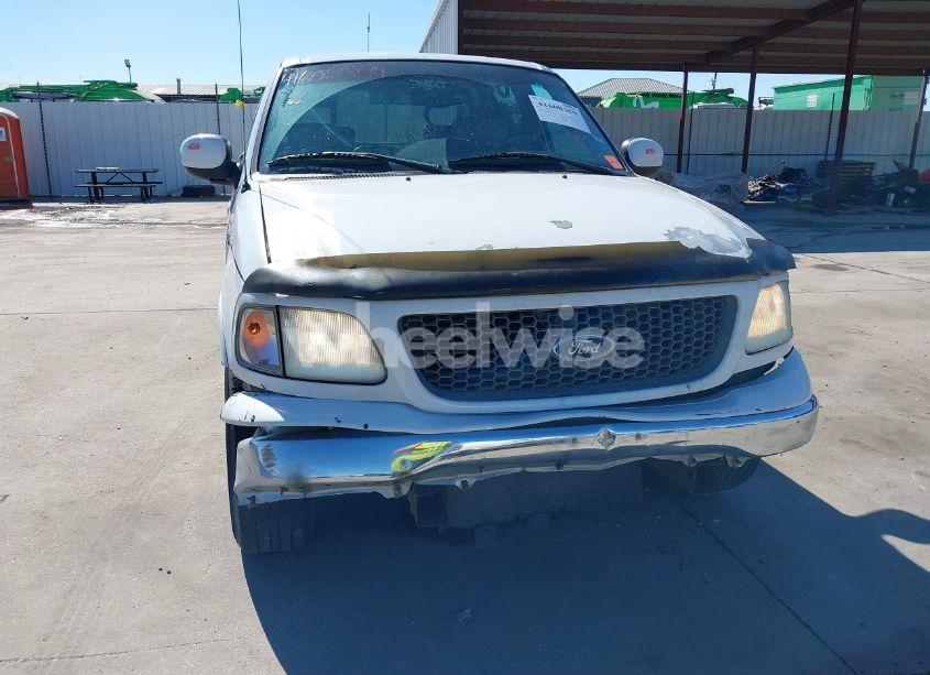 Photo 17 of 2001 Ford F-150 HARLEY-DAVIDSON EDITION/KING RANCH EDITION/LARIAT/XLT (VIN 1FTRW07L11KC52299)