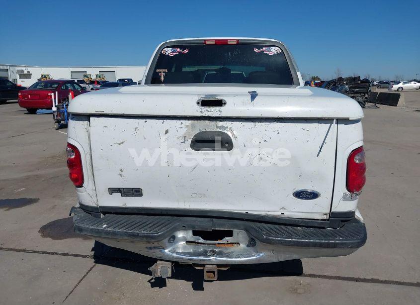 Photo 6 of 2001 Ford F-150 HARLEY-DAVIDSON EDITION/KING RANCH EDITION/LARIAT/XLT (VIN 1FTRW07L11KC52299)