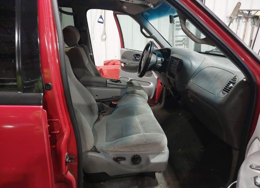 Photo 5 of 2001 Ford F-150 HARLEY-DAVIDSON EDITION/KING RANCH EDITION/LARIAT/XLT (VIN 1FTRW07L11KF97008)