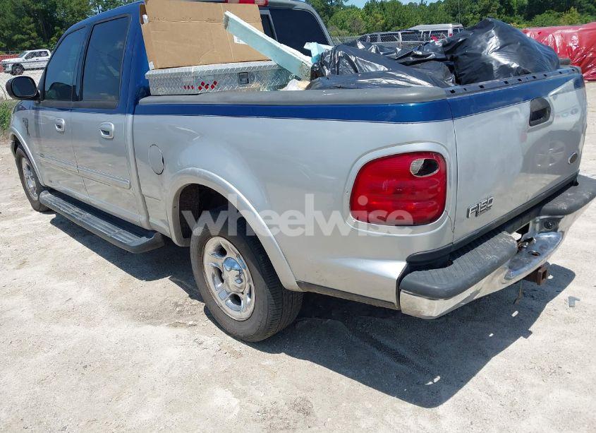 Photo 3 of 2002 Ford F-150 LARIAT/XLT (VIN 1FTRW07L12KA66540)