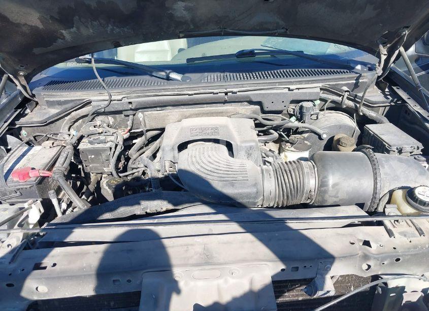 Photo 10 of 2003 Ford F-150 LARIAT/XLT (VIN 1FTRW07L13KA75448)