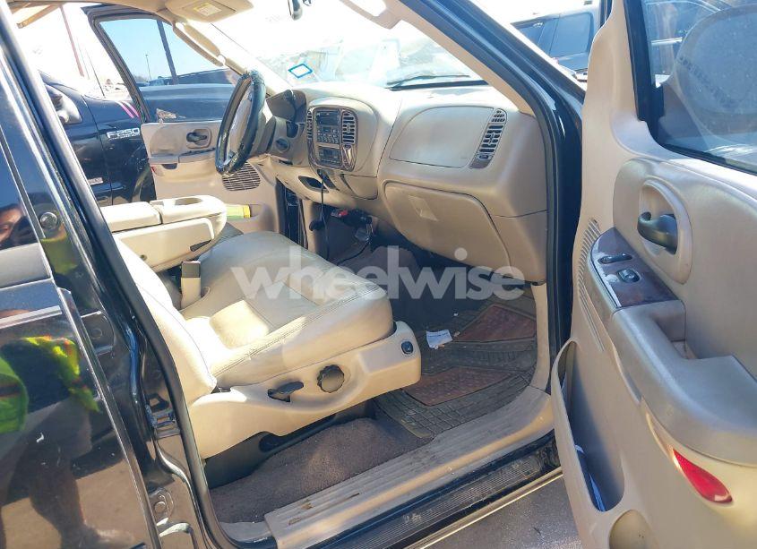 Photo 5 of 2003 Ford F-150 LARIAT/XLT (VIN 1FTRW07L13KA75448)