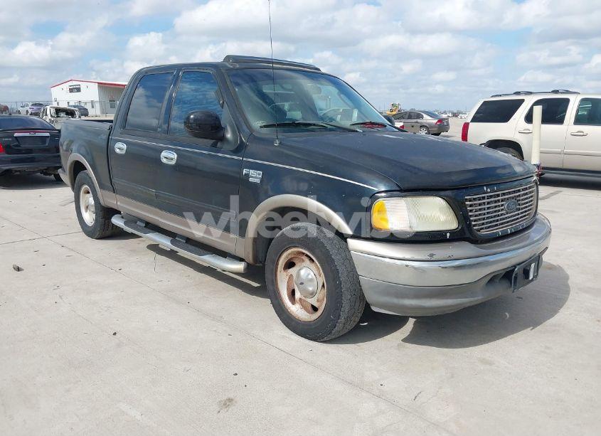 2003 Ford F-150 LARIAT/XLT (VIN 1FTRW07L13KA86689) main photo