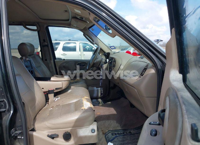 Photo 5 of 2003 Ford F-150 LARIAT/XLT (VIN 1FTRW07L13KA86689)