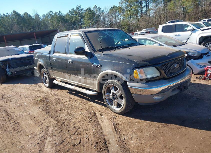 2003 Ford F-150 LARIAT/XLT (VIN 1FTRW07L13KD59775) main photo