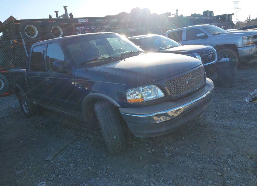 2002 Ford F-150 LARIAT/XLT (VIN 1FTRW07L22KE04222) main photo