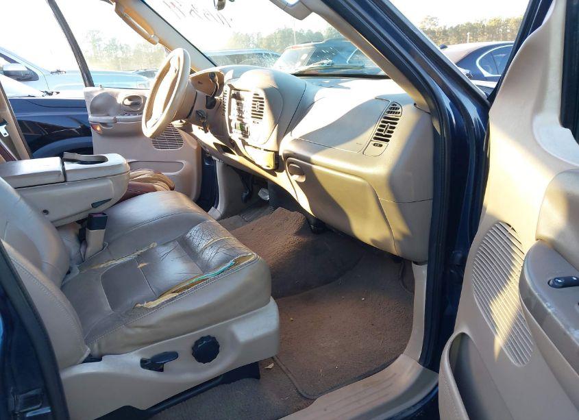 Photo 5 of 2002 Ford F-150 LARIAT/XLT (VIN 1FTRW07L22KE04222)