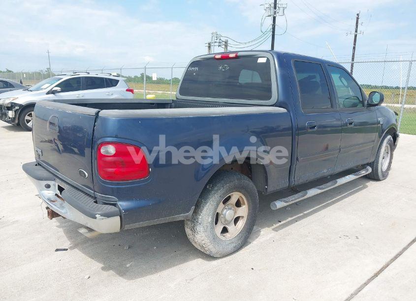 Photo 4 of 2002 Ford F-150 LARIAT/XLT (VIN 1FTRW07L22KE07959)