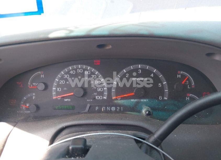 Photo 7 of 2002 Ford F-150 LARIAT/XLT (VIN 1FTRW07L22KE07959)