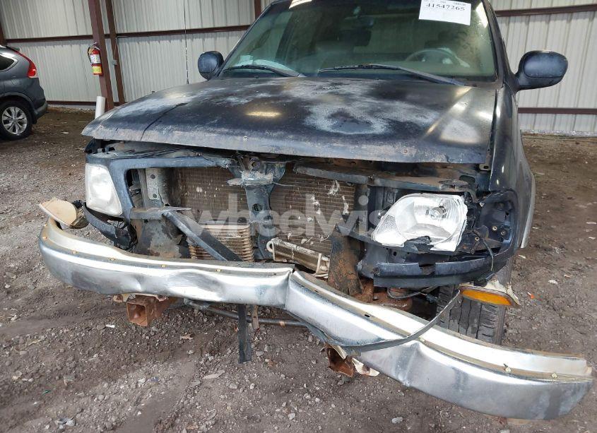 Photo 6 of 2001 Ford F-150 HARLEY-DAVIDSON EDITION/KING RANCH EDITION/LARIAT/XLT (VIN 1FTRW07L31KB49885)