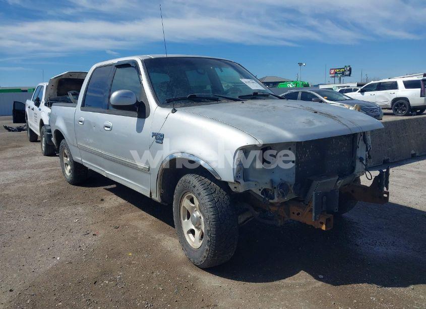 2001 Ford F-150 HARLEY-DAVIDSON EDITION/KING RANCH EDITION/LARIAT/XLT (VIN 1FTRW07L31KC43541) main photo