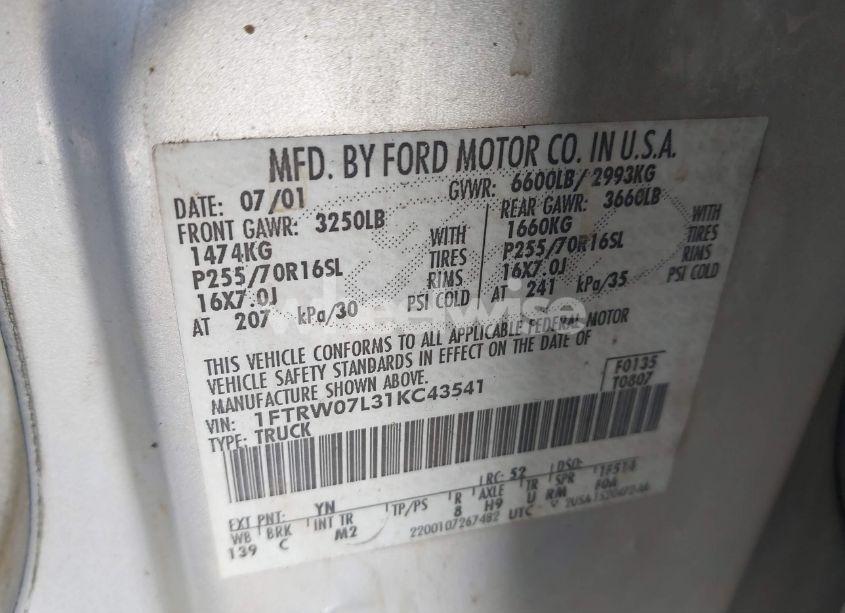 Photo 9 of 2001 Ford F-150 HARLEY-DAVIDSON EDITION/KING RANCH EDITION/LARIAT/XLT (VIN 1FTRW07L31KC43541)