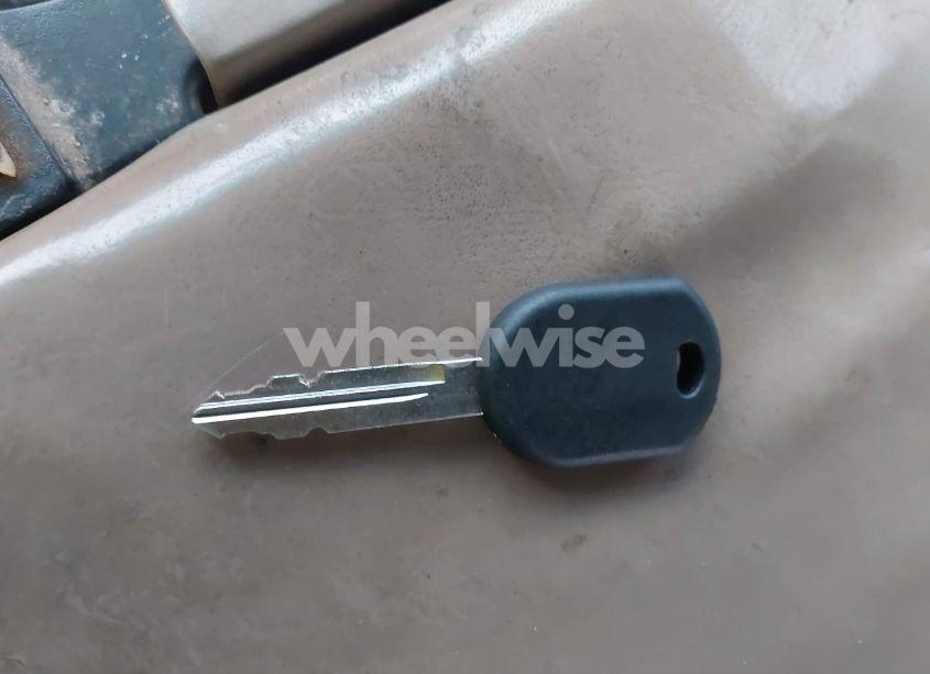 Photo 11 of 2001 Ford F-150 HARLEY-DAVIDSON EDITION/KING RANCH EDITION/LARIAT/XLT (VIN 1FTRW07L31KC47377)