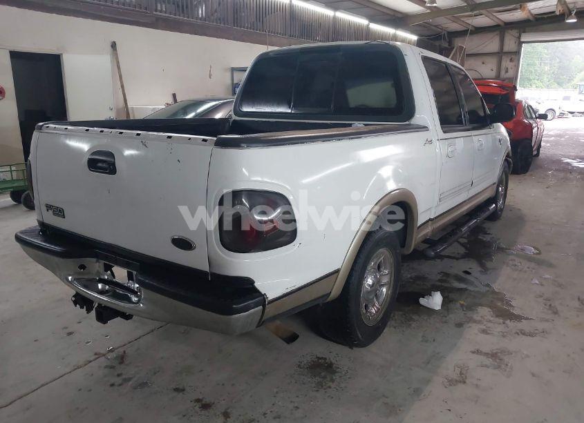 Photo 4 of 2001 Ford F-150 HARLEY-DAVIDSON EDITION/KING RANCH EDITION/LARIAT/XLT (VIN 1FTRW07L31KD59855)