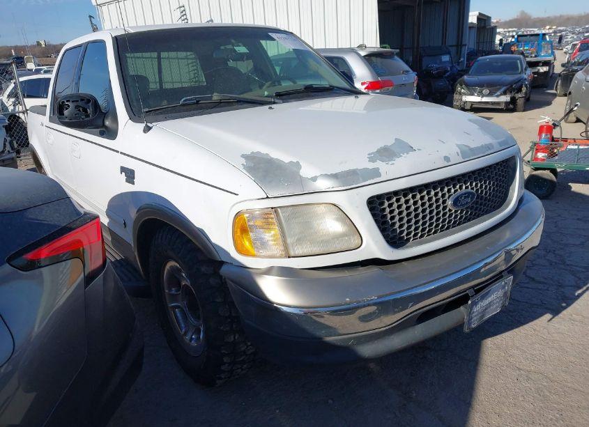 2001 Ford F-150 HARLEY-DAVIDSON EDITION/KING RANCH EDITION/LARIAT/XLT (VIN 1FTRW07L31KF50711) main photo