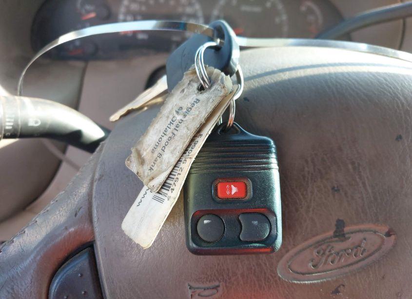 Photo 11 of 2001 Ford F-150 HARLEY-DAVIDSON EDITION/KING RANCH EDITION/LARIAT/XLT (VIN 1FTRW07L31KF50711)