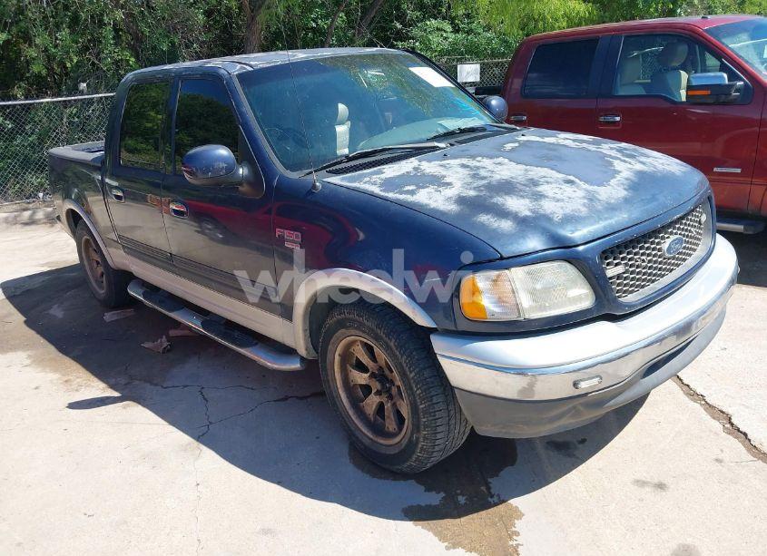 2002 Ford F-150 LARIAT/XLT (VIN 1FTRW07L32KC79344) main photo