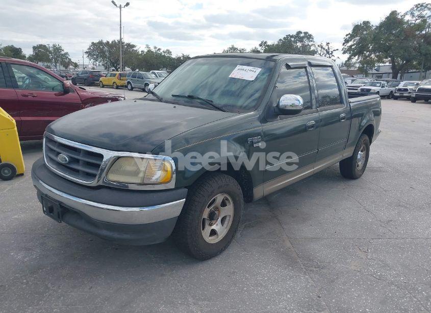 Photo 2 of 2002 Ford F-150 LARIAT/XLT (VIN 1FTRW07L32KE29226)