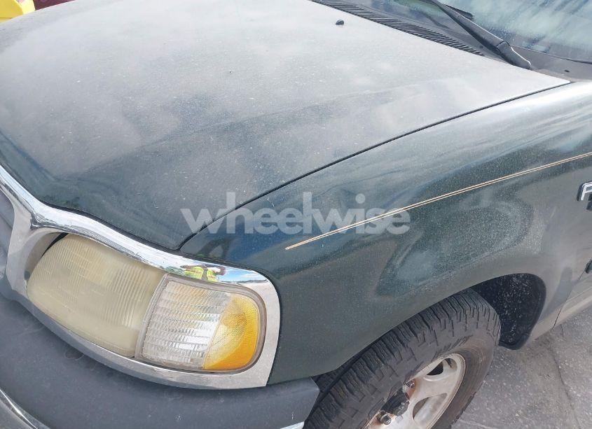 Photo 6 of 2002 Ford F-150 LARIAT/XLT (VIN 1FTRW07L32KE29226)