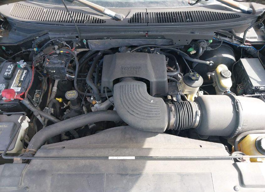 Photo 10 of 2003 Ford F-150 LARIAT/XLT (VIN 1FTRW07L33KB07106)