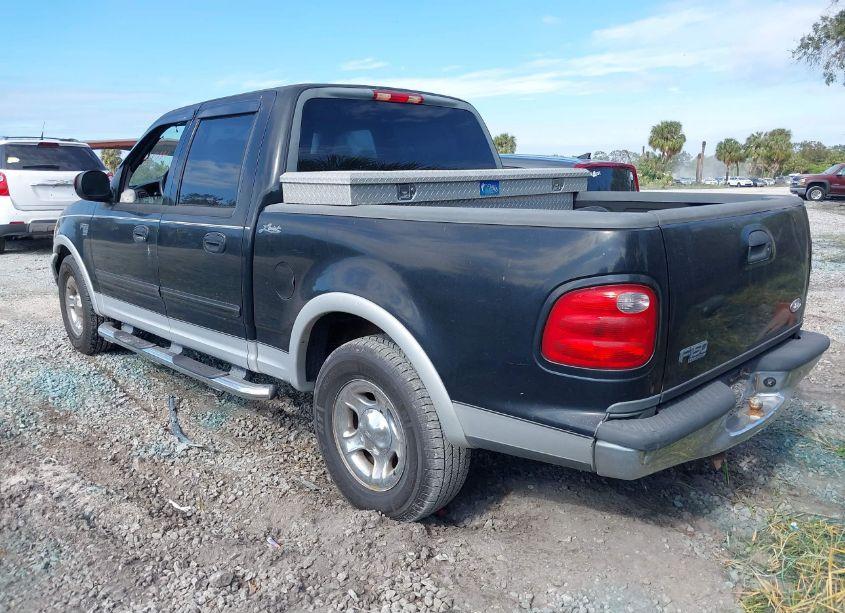 Photo 3 of 2003 Ford F-150 LARIAT/XLT (VIN 1FTRW07L33KB07106)