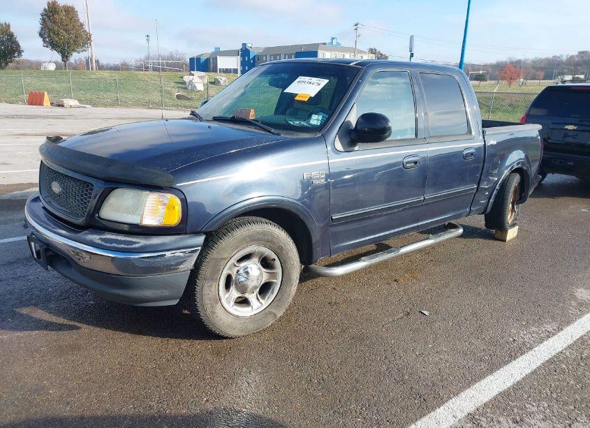 Photo 2 of 2001 Ford F-150 HARLEY-DAVIDSON EDITION/KING RANCH EDITION/LARIAT/XLT (VIN 1FTRW07L41KB68168)