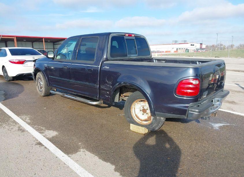 Photo 3 of 2001 Ford F-150 HARLEY-DAVIDSON EDITION/KING RANCH EDITION/LARIAT/XLT (VIN 1FTRW07L41KB68168)